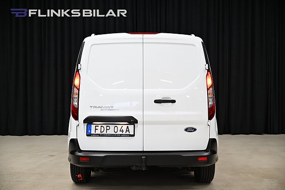 Ford Transit Connect 10 of 26
