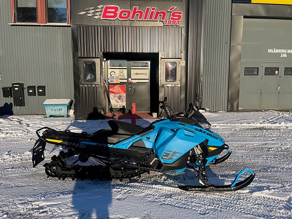 Ski-Doo Summit SP 850 E-tec 146" -20 *Fint skick*
