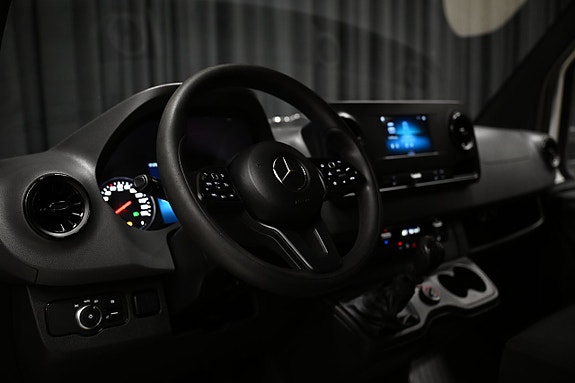 Mercedes-Benz Sprinter 316 18 of 30