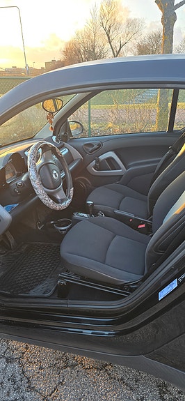 Smart Fortwo 9 of 17