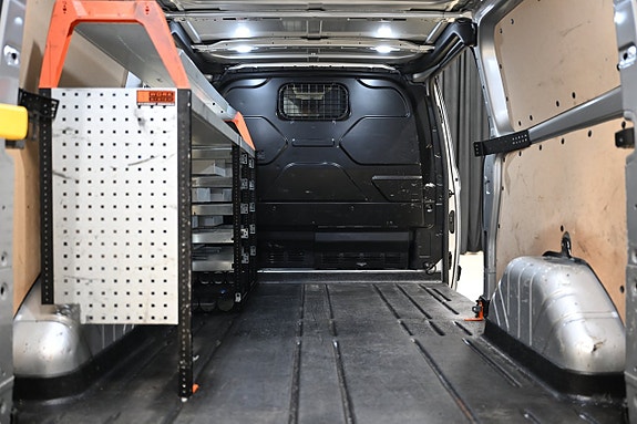 Ford Transit Custom 6 of 26