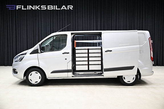 Ford Transit Custom 3 of 5
