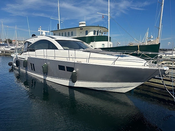 Fairline Targa 58, 2012 SUPERSKICK!