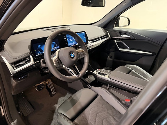BMW X1 3 of 13