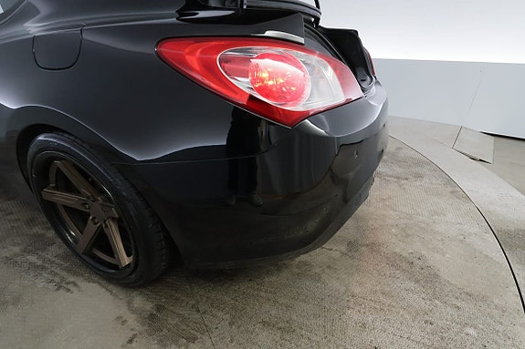 Hyundai Genesis 7 of 23