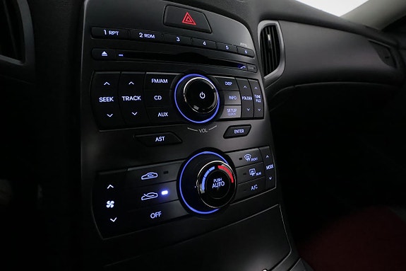 Hyundai Genesis 19 of 23