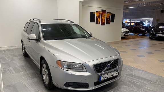 Volvo V70 4 of 8