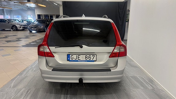 Volvo V70 5 of 8