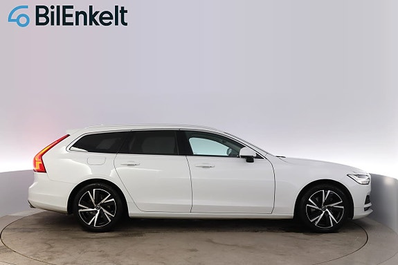 Volvo V90 2 of 5