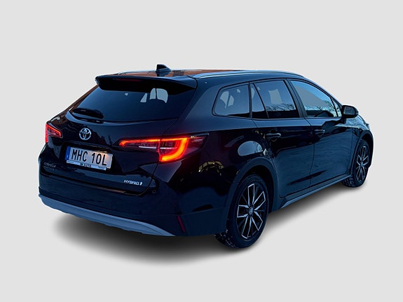 Toyota Corolla 3 of 21
