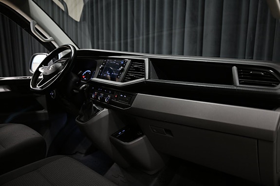 Volkswagen Transporter 25 of 28