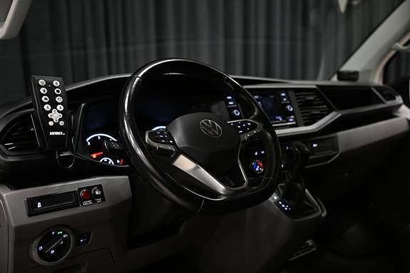 Volkswagen Transporter 20 of 30