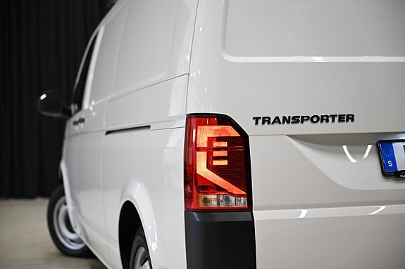 Volkswagen Transporter 17 of 30