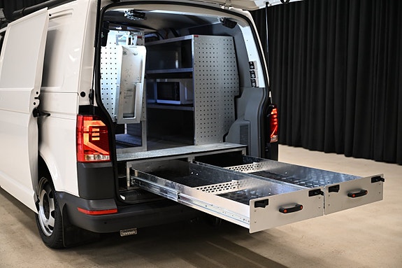 Volkswagen Transporter 8 of 30