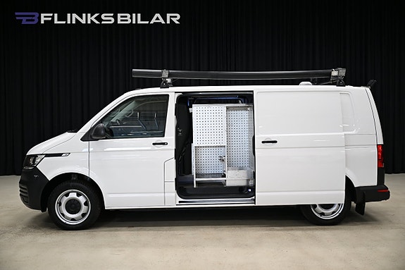 Volkswagen Transporter 3 of 5