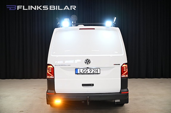 Volkswagen Transporter 13 of 30