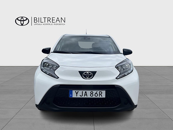 Toyota Aygo X 2 of 5