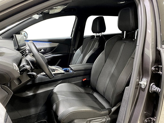 Peugeot 5008 5 of 5