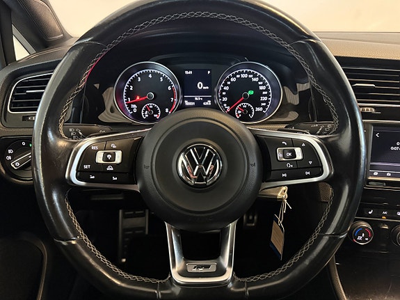 Volkswagen Golf-Serie 12 of 14