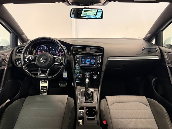Volkswagen Golf-Serie 5 of 14