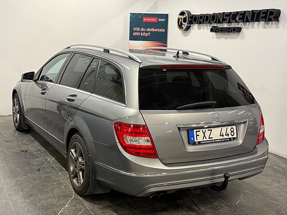 Mercedes-Benz C180 4 of 5