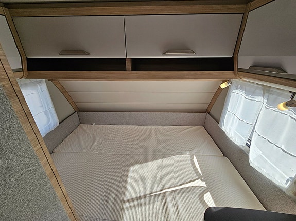 Knaus Südwind 420 QD El-Golvvärme  Nyskick 16 of 26