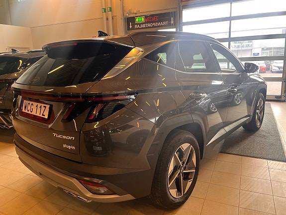 Hyundai Tucson 4 of 14