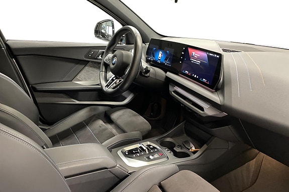 BMW 120 6 of 17