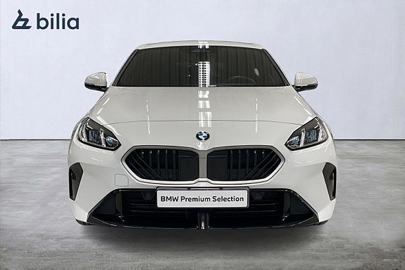 BMW 120 5 of 17