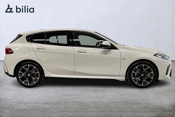 BMW 120 15 of 17