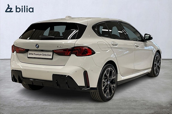BMW 120 16 of 17