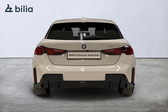 BMW 120 4 of 17