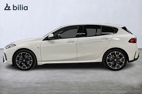 BMW 120 3 of 17