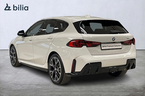 BMW 120 2 of 17