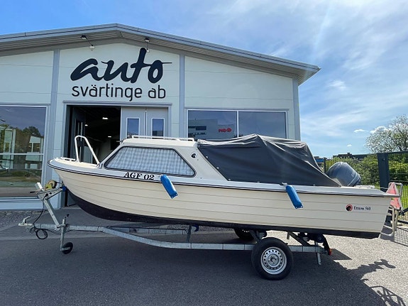 Uttern 560 HT – Klassisk hardtop med Yamaha (endast 80 H) 2 of 11