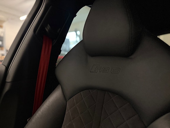 Audi RS6 13 of 29