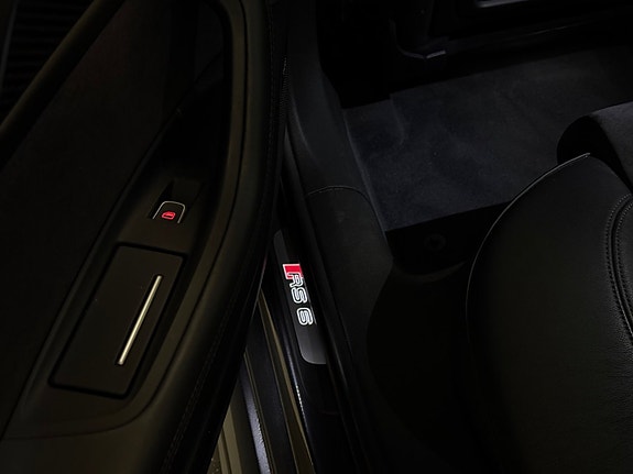 Audi RS6 24 of 29