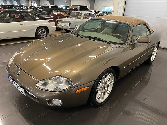 Jaguar XK 5 of 5
