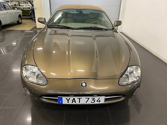 Jaguar XK 6 of 25