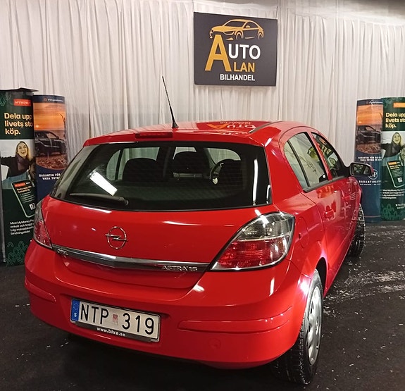 Opel Astra 4 of 5
