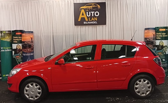 Opel Astra 2 of 5