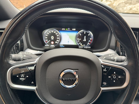 Volvo V60 15 of 25