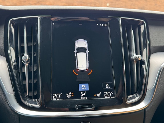 Volvo V60 20 of 25