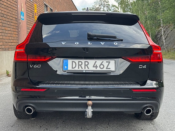 Volvo V60 4 of 25