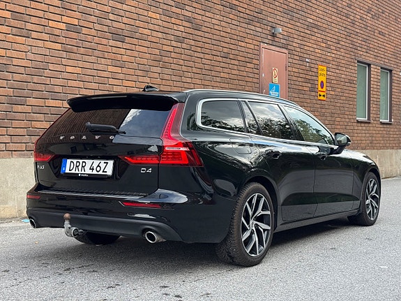 Volvo V60 5 of 25