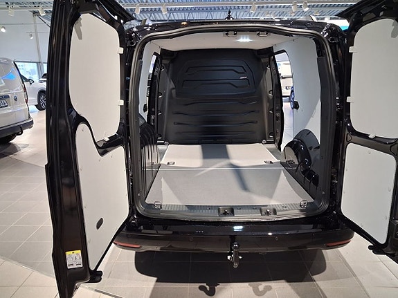 Volkswagen Caddy Maxi 8 of 8