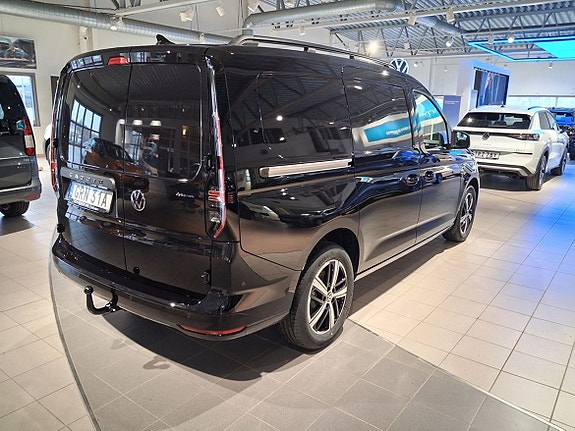 Volkswagen Caddy Maxi 3 of 5