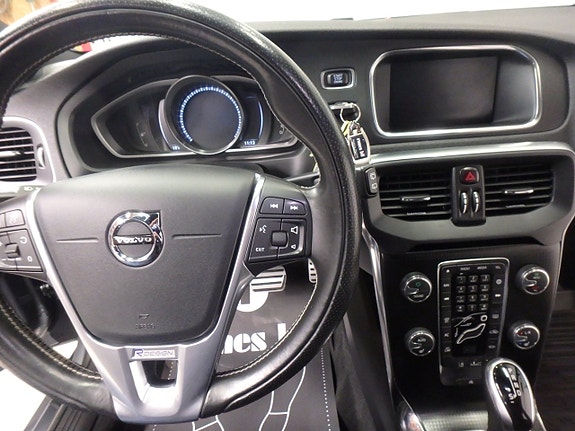 Volvo V40 10 of 21