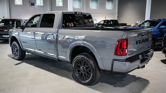 Dodge RAM 2500 4 of 5