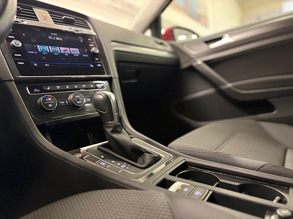 Volkswagen Golf I 17 of 24